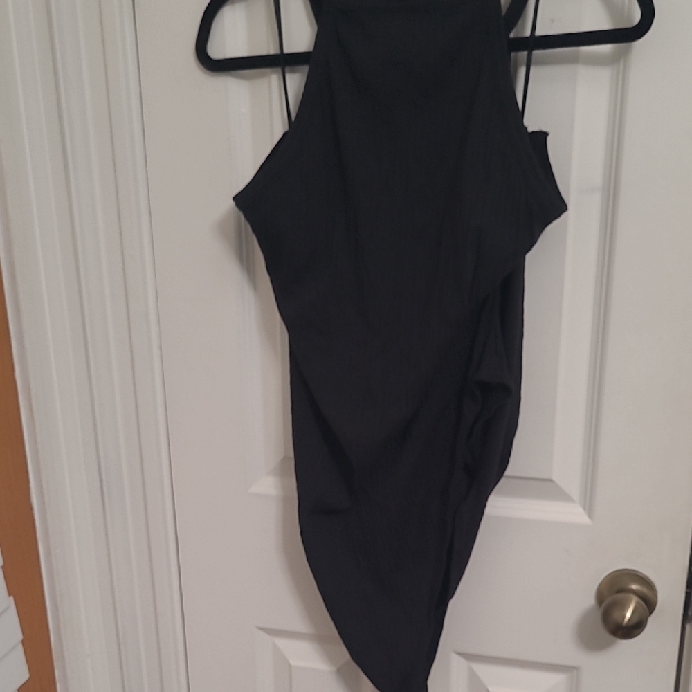 SHEIN Black and Pink Tank Tops Set - Picture 4 of 15
